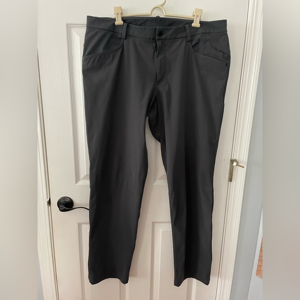 LULULEMON ABC Classic-Fit Pant Warpstreme Waist 40, Length 34 Obsidian